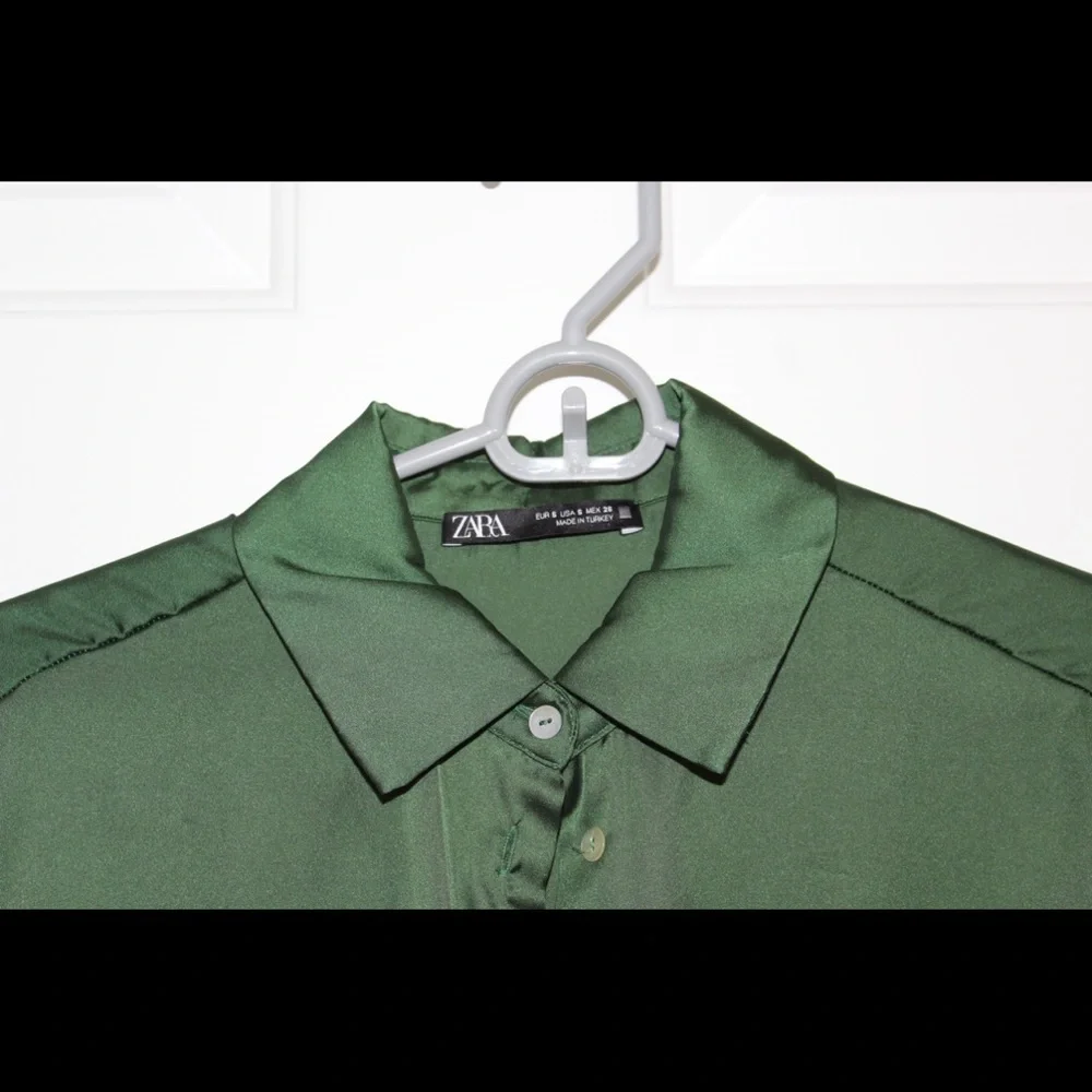 Zara Green Work Shirt - Picture 2 of 3